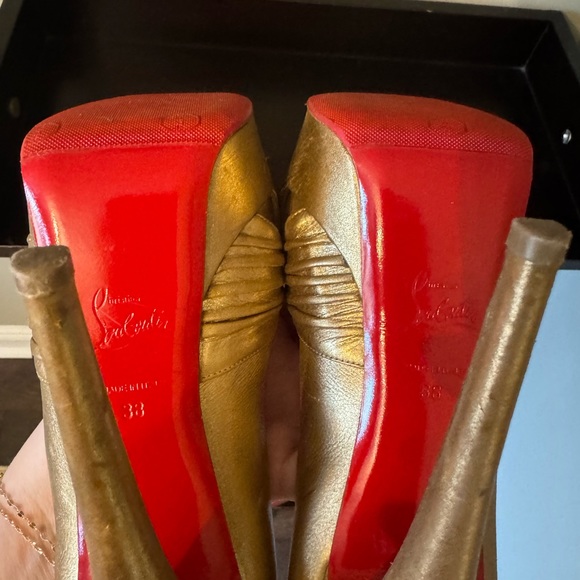Christian Louboutin gold 150mm sexy party shoes in size 38 - Picture 11 of 11